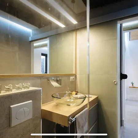 Lujoso Loft Con Piscina Y Espacio Office Seville Exterior photo